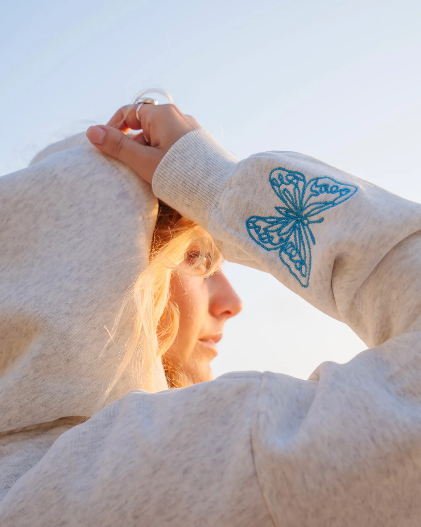 "To Live For the Hope of it All" Hoodie in Heather - Image 7